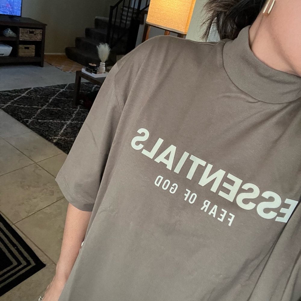 BNWT Essentials Fear of God Shirt Dress XS - Picture 4 of 4